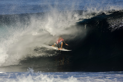 2011 VOLCOM PIPE PRO  ( Surf contest) at Banzai Pipeline Beach, North Shore - Oahu - Hawaii.