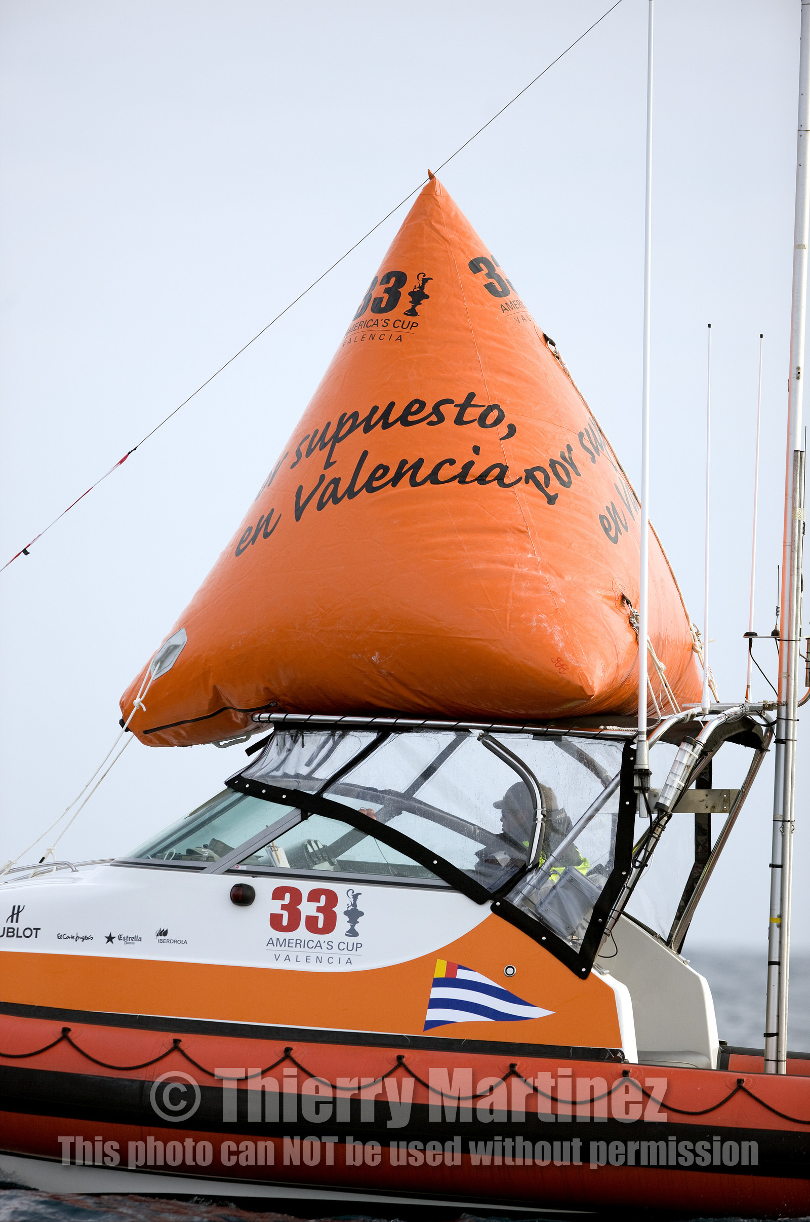 33rd  AMERICA'S CUP Valencia Spain, February 2010 - Defender:  ALINGHI (ALINGHI 5) vs Challenger : BMW Oracle Racing (USA 17)