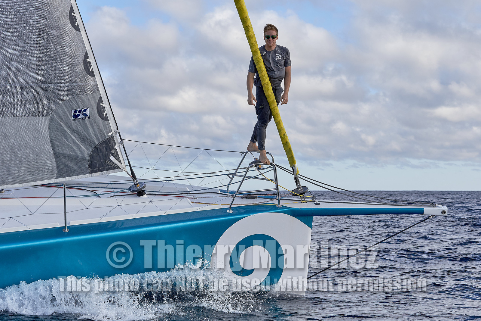 THM-15_62748_AZIMUT2016