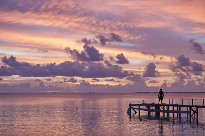 THM-18_041509_FAKARAVA