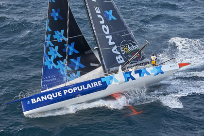 THM-17_000916_VendeeGlobeFinish