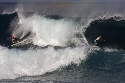 2011 VOLCOM PIPE PRO  ( Surf contest) at Banzai Pipeline Beach, North Shore - Oahu - Hawaii.