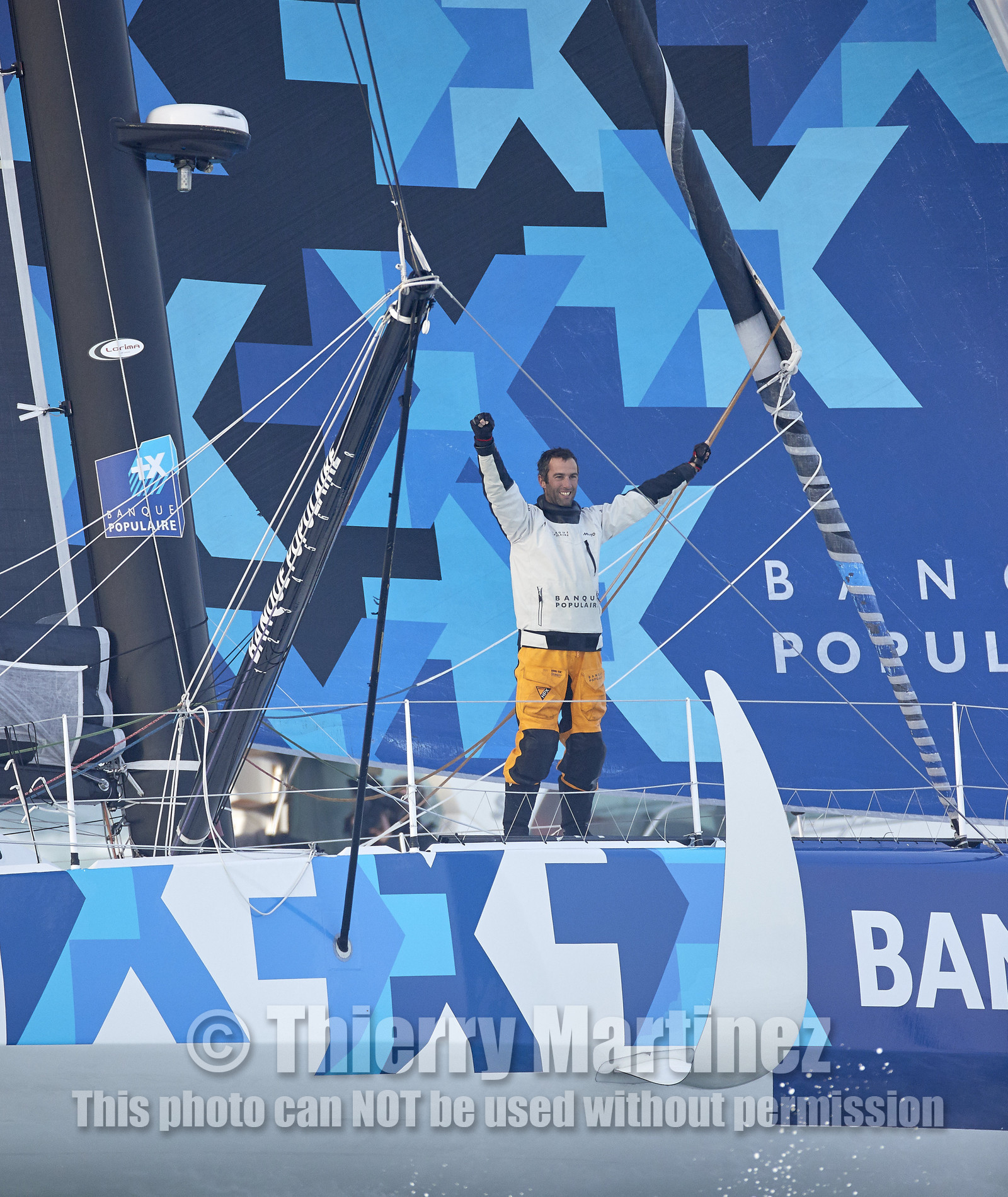 THM-17_002413_VendeeGlobeFinish