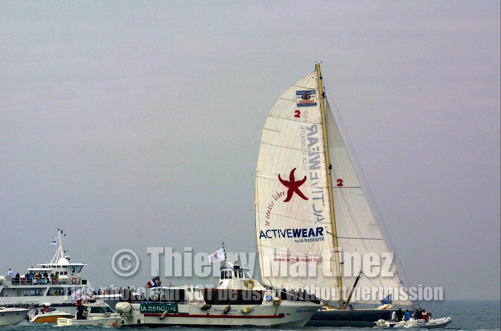 ©ThMartinez. Vendee Globe Finish.20th Feb 2001 Les Sables d'Olonne (FRA).Marc Thiercelin (FRA) ACTIVEWEAR finishing 4th in 103 days 20h 37mn 49s.