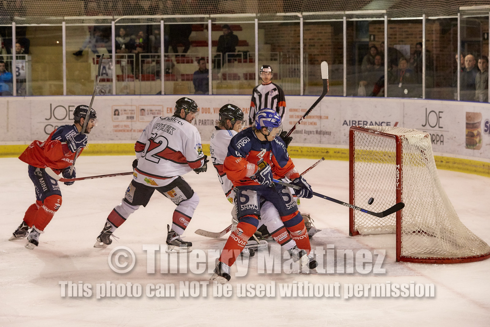 THM_16_01830-HOCKEY