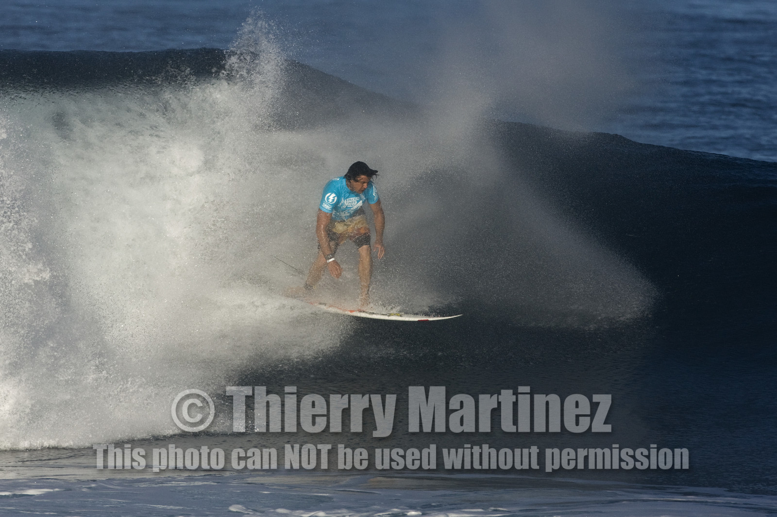 2011 VOLCOM PIPE PRO  ( Surf contest) at Banzai Pipeline Beach, North Shore - Oahu - Hawaii.