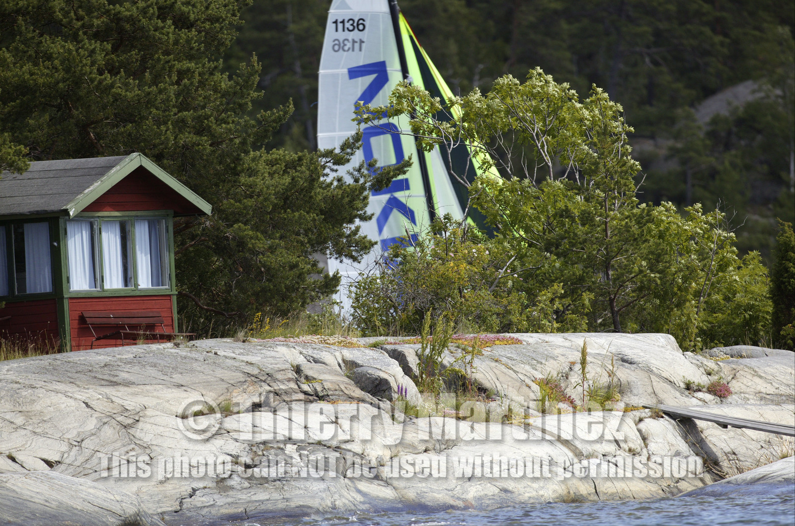 03_3283D © Th.Martinez,STOCKHOLM ARCHIPELAGO SWEDEN, 11 07 03-Archipelago Raid (2003)  Day 4. Team NOKIA-Adilstam  .Frederik Aldistam (SWe) and Tomas Marimon (SWE)