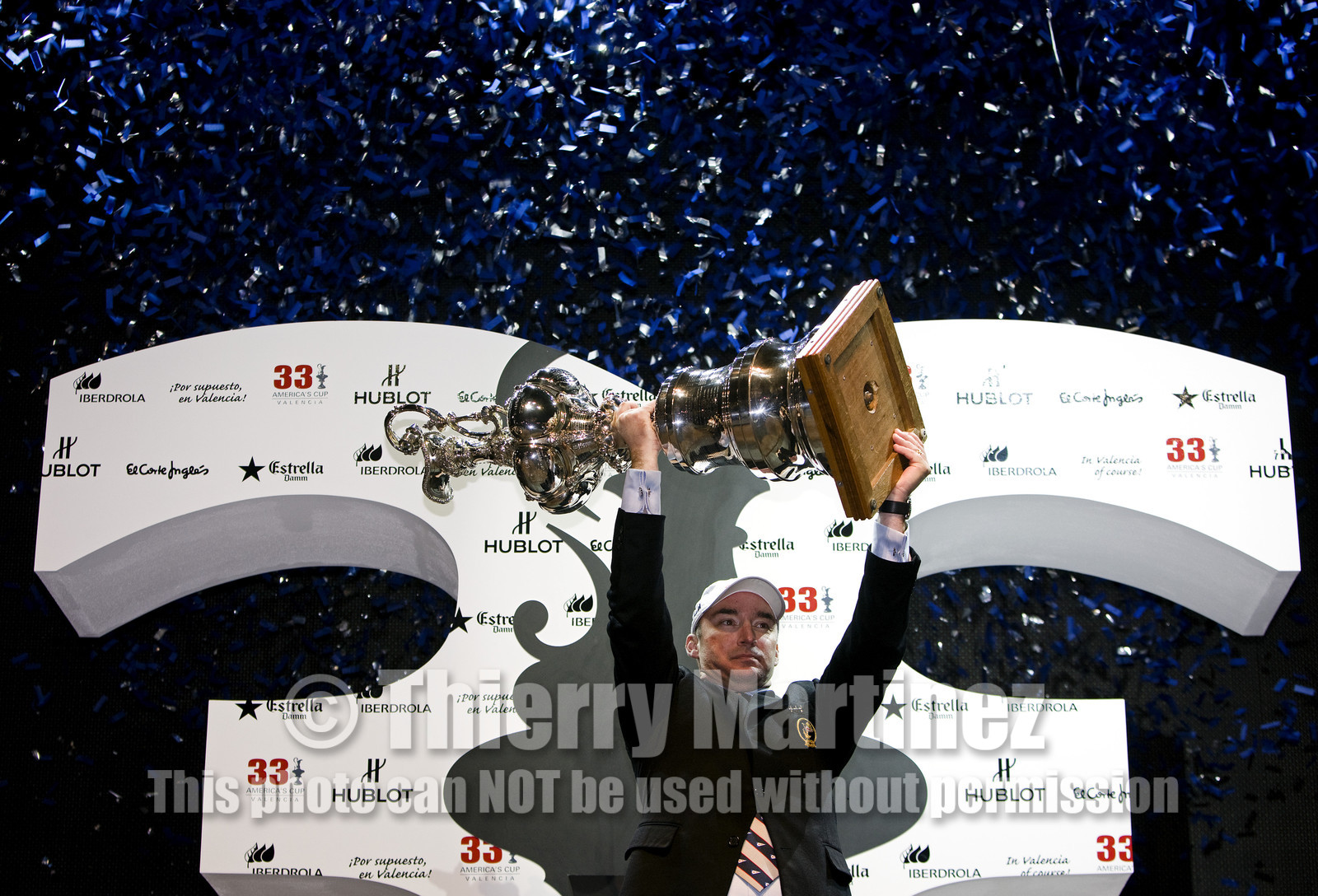 33rd  AMERICA'S CUP Valencia Spain, February 2010 - Defender:  ALINGHI (ALINGHI 5) vs Challenger : BMW Oracle Racing (USA 17)