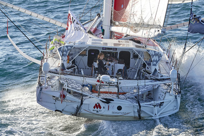 THM-20_23769_VendeeGlobeStart