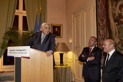 THM-15_89147_The Bridge