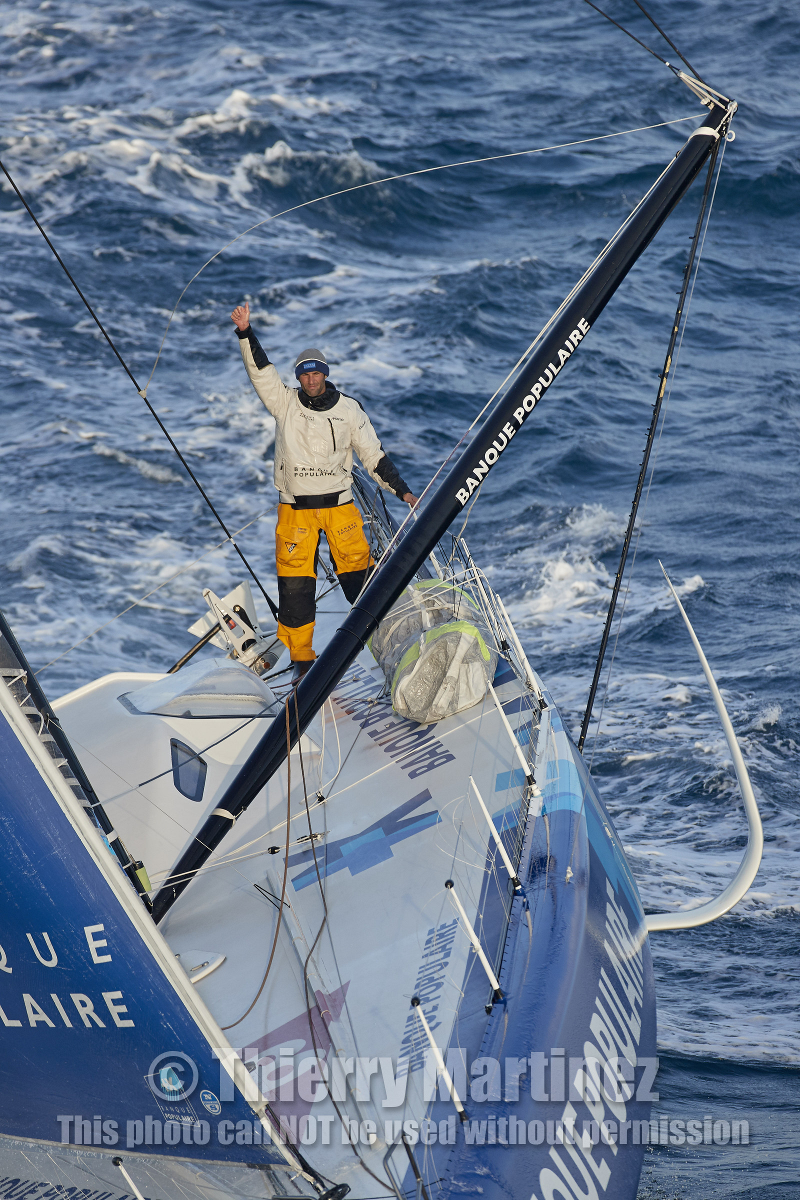 THM-17_000090_VendeeGlobeFinish