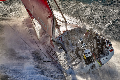 THM-17_107631_VOR-LISBON-LEG2start