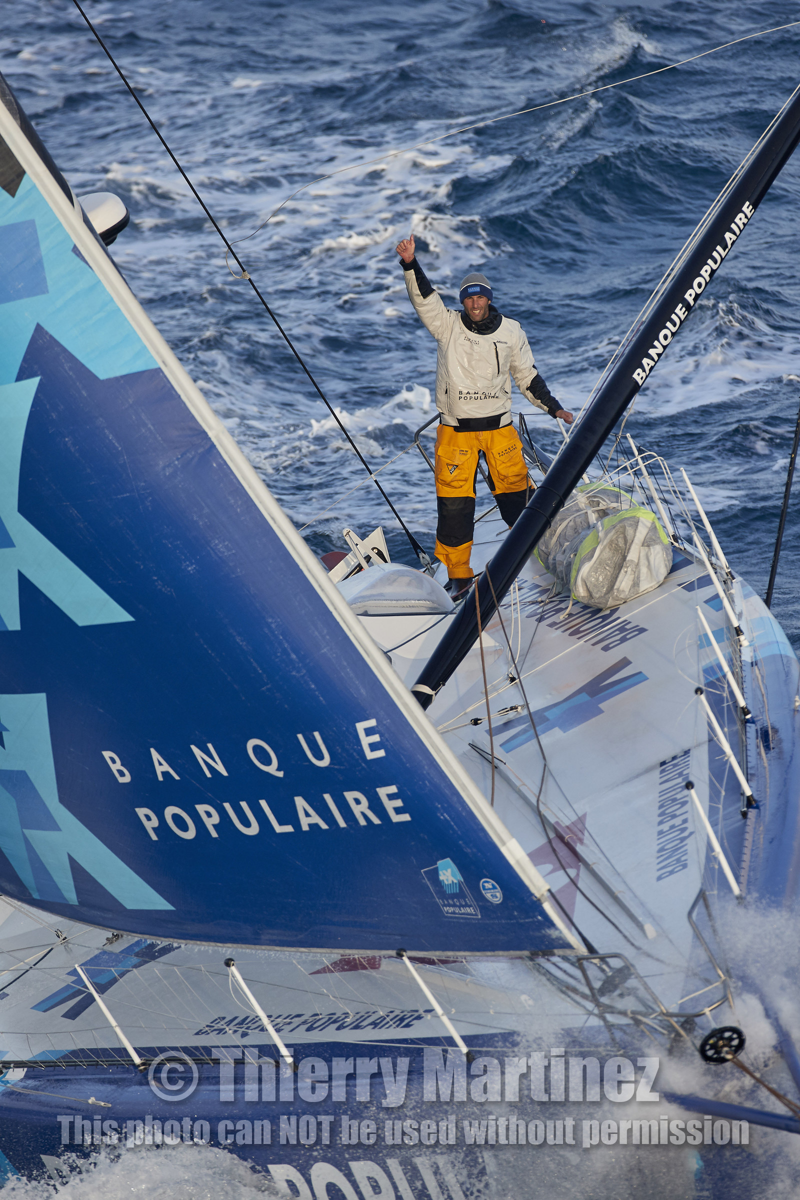 THM-17_000104_VendeeGlobeFinish