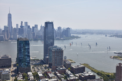 16_10922-Currency House NY-Vendee Charity race.