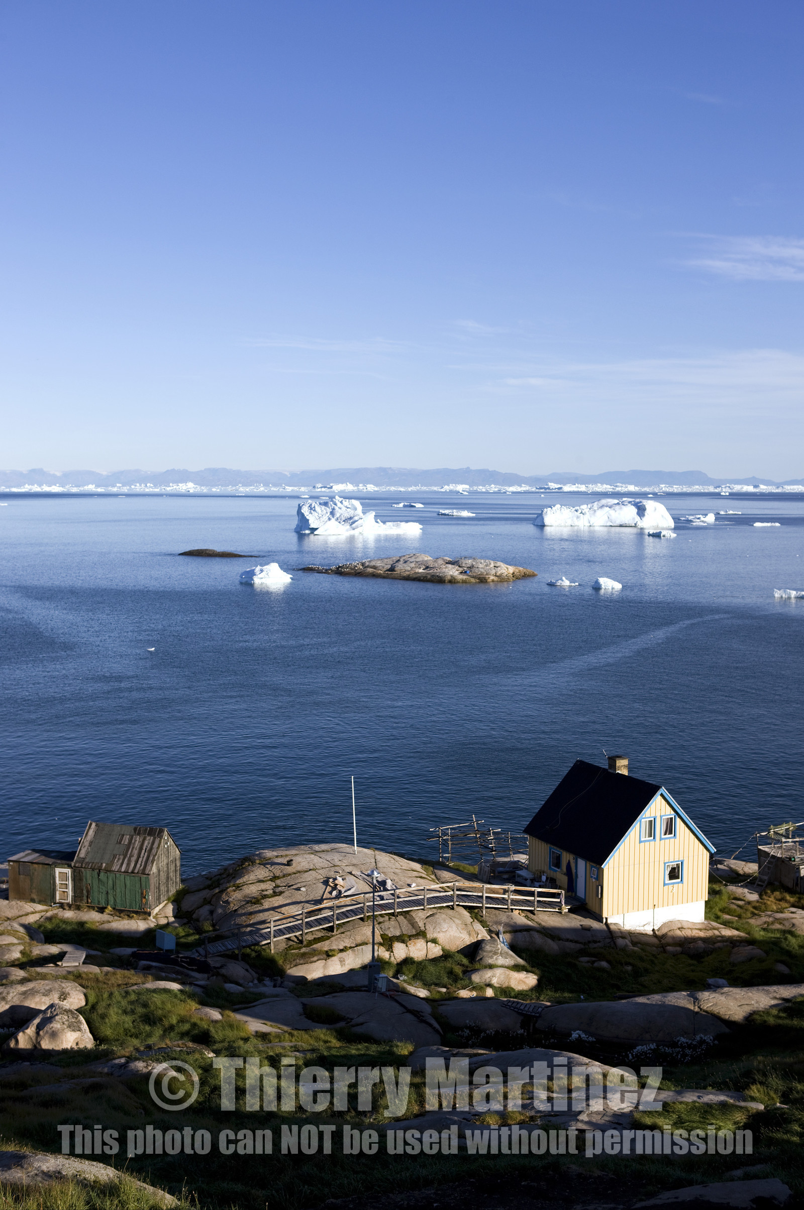 Schooner LA LOUISE sailing on west coast of Greenland.