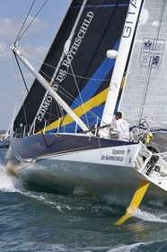 Arrival of NEW YORK-VENDEE (Les Sables d’Olonne) presented by Currency House & SpaceCode.