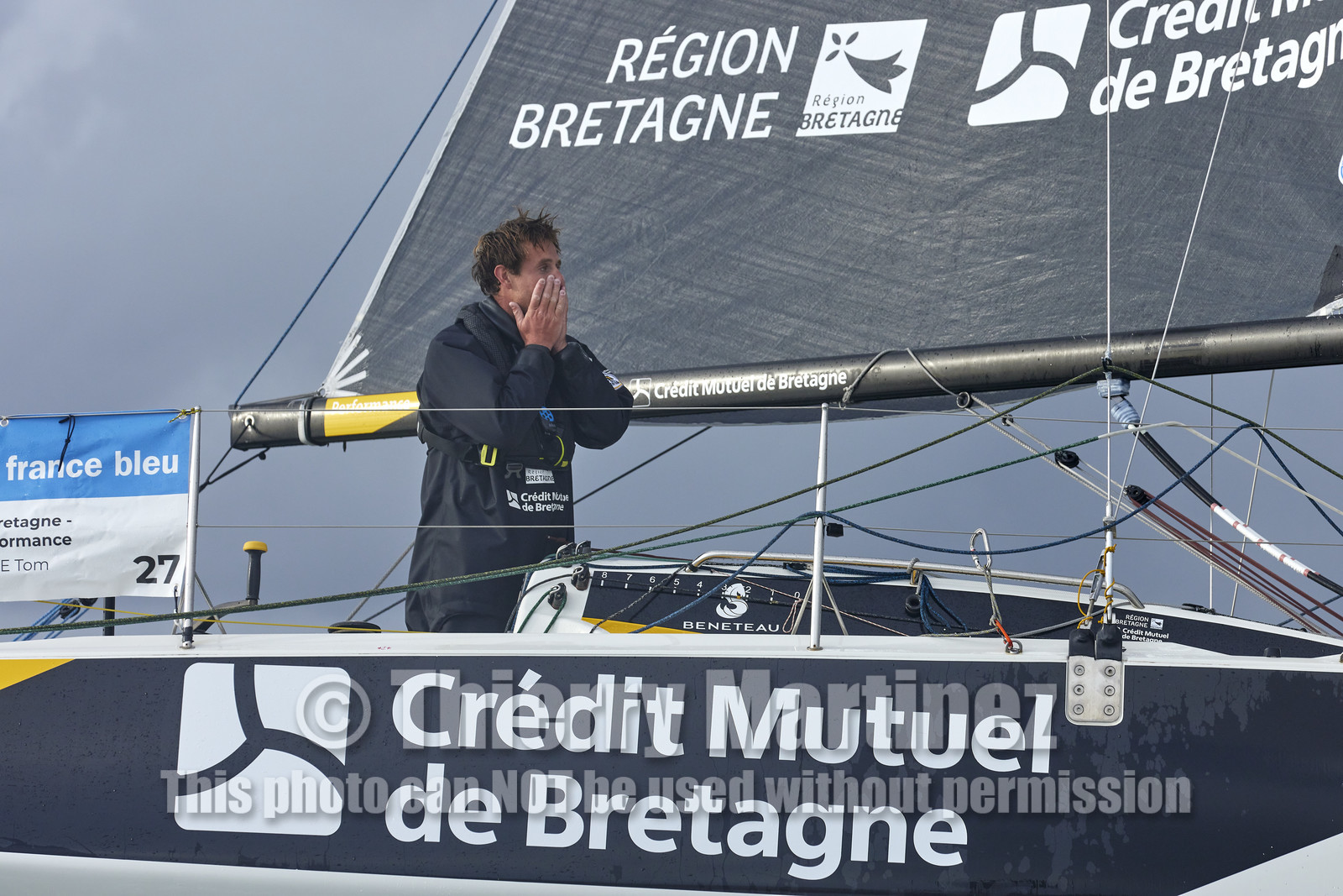 22_34971   © Thierry Martinez.ST NAZAIRE, FRANCE.07 Sept 2022.53éme édition de la Solitaire du Figaro.Arrivée de la 3éme étape , Ronan    St Nazaire.Tom Laperche (Région Bretagne-CMB Performance) vainqueur de l’étape et de l’édition de la Solitaire du Figaro 2022.