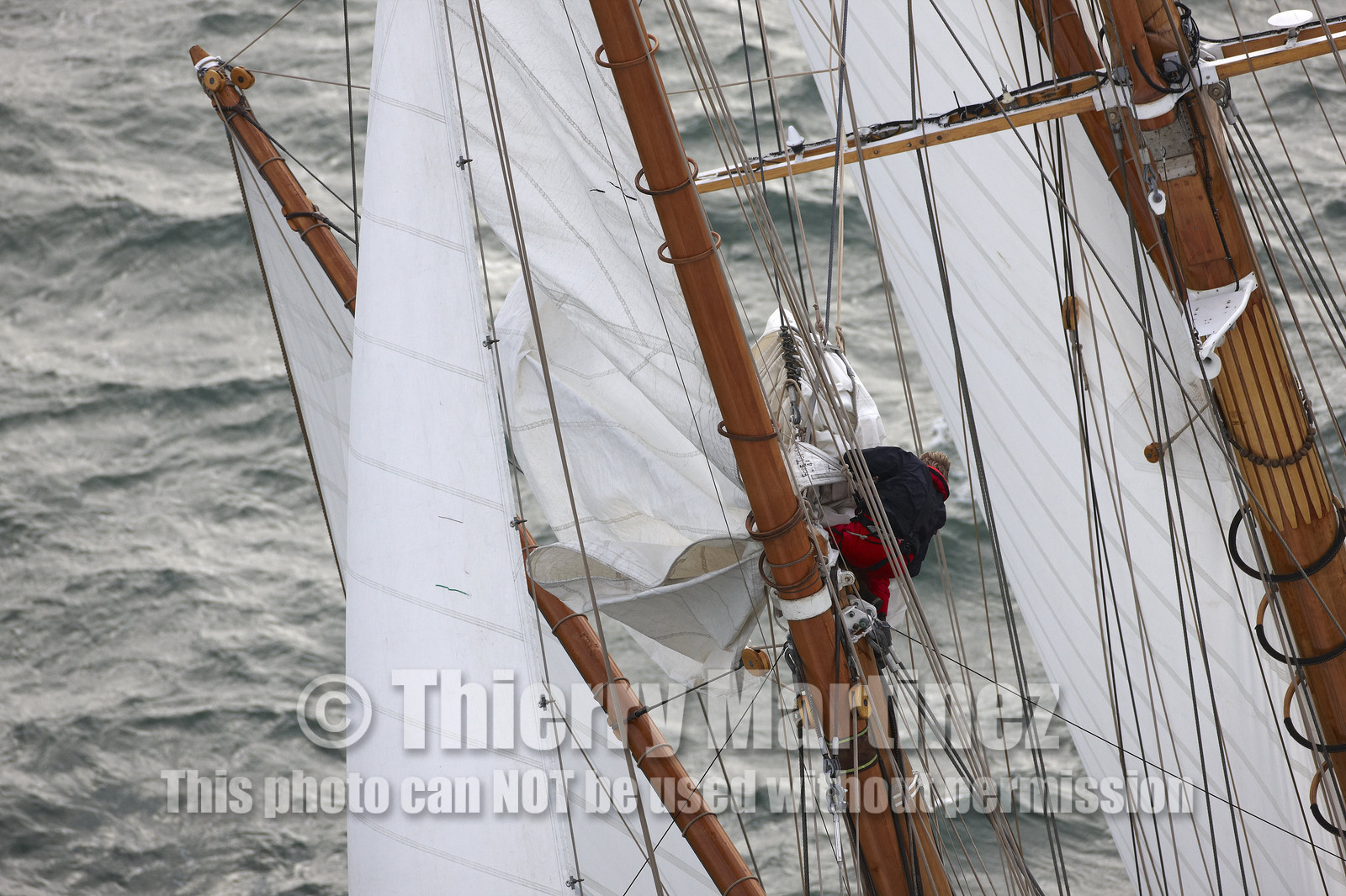 JP Morgan Asset Management Round The Island Race.