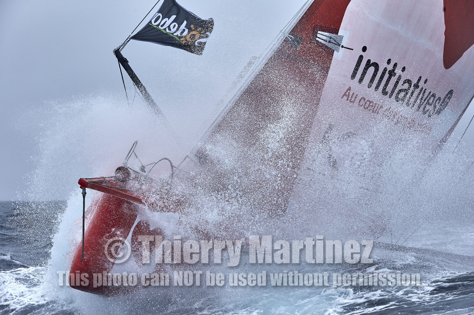 16_40405  ©Th.Martinez Sea&Co.  ILE DE GROIX - - FRANCE. 3 Août 2016. .Tanguy De Lamotte (FRA), a bord de l'IMOCA Initiatives-Coeur au large de l'Ile de Groix (FRA) en préparation du Vendée Globe 2016-17.