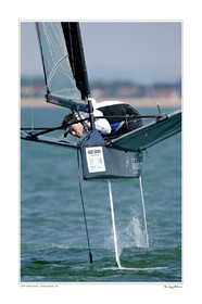 14_40353-scott  Moth Worlds -40x60fond blanc 200dpi.jpg