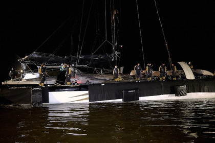 MAXI  SPINDRIFT 2 Jules Verne trophy  2015 2016 attempt.