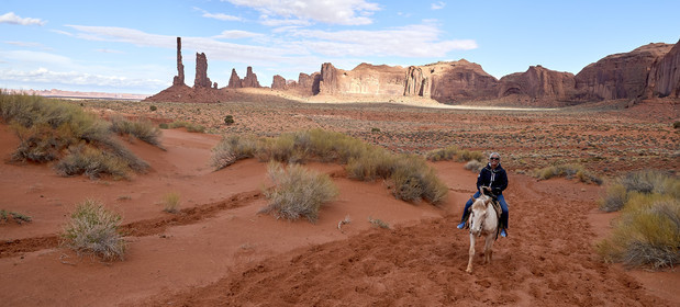 THM-18_056379-MONUMENT VALLEY